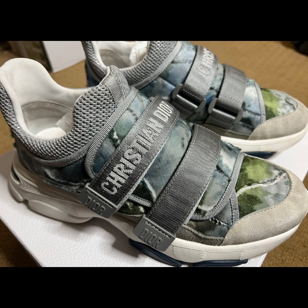 Christian Dior Sneakers for sale!